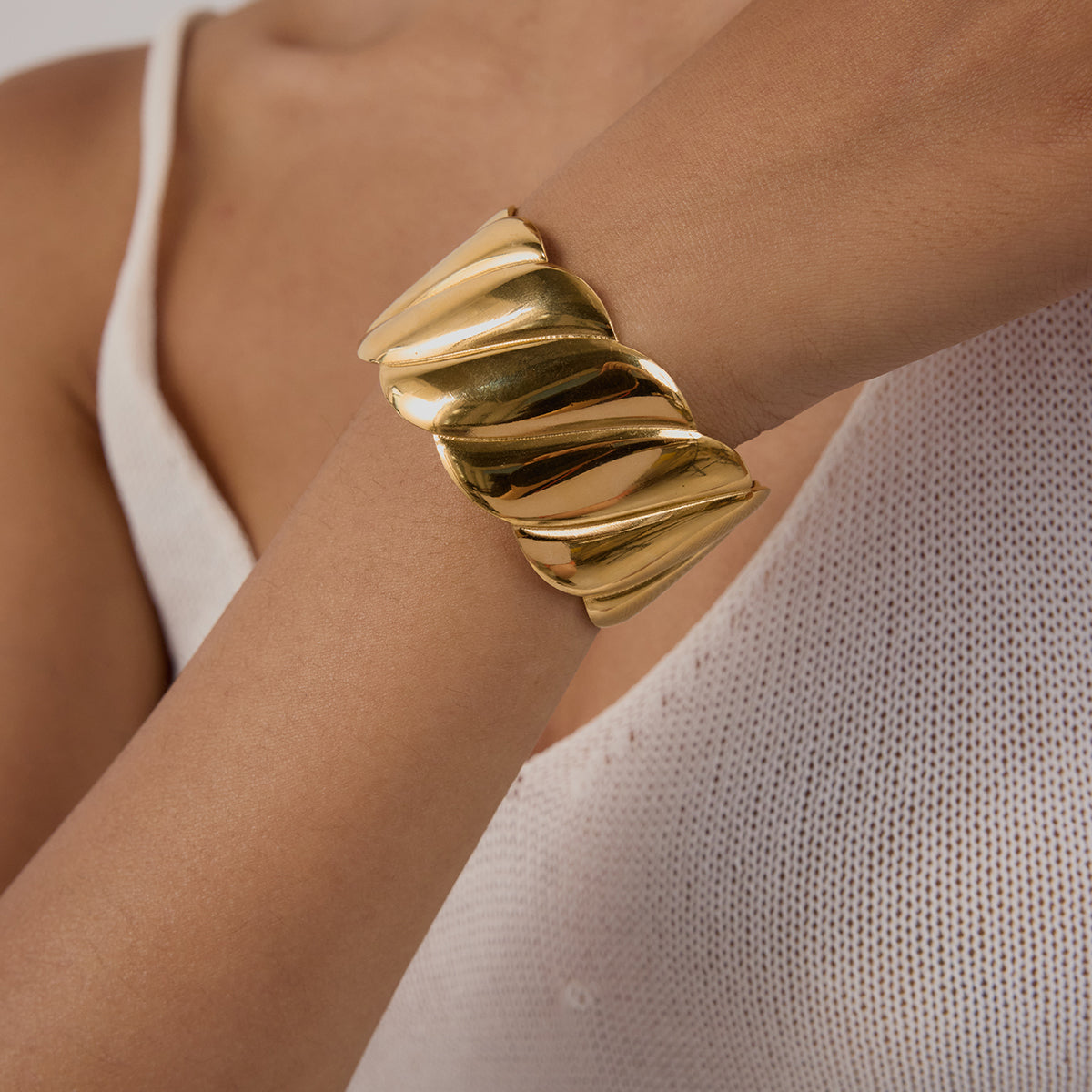 Clio Cuff