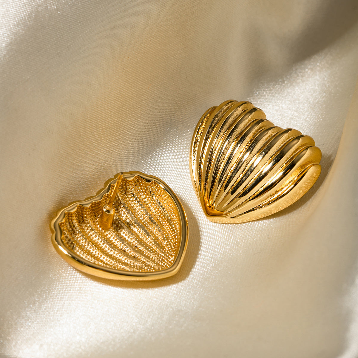 Amour Earrings