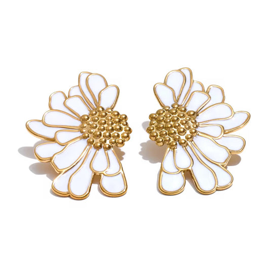 Daisy Studs