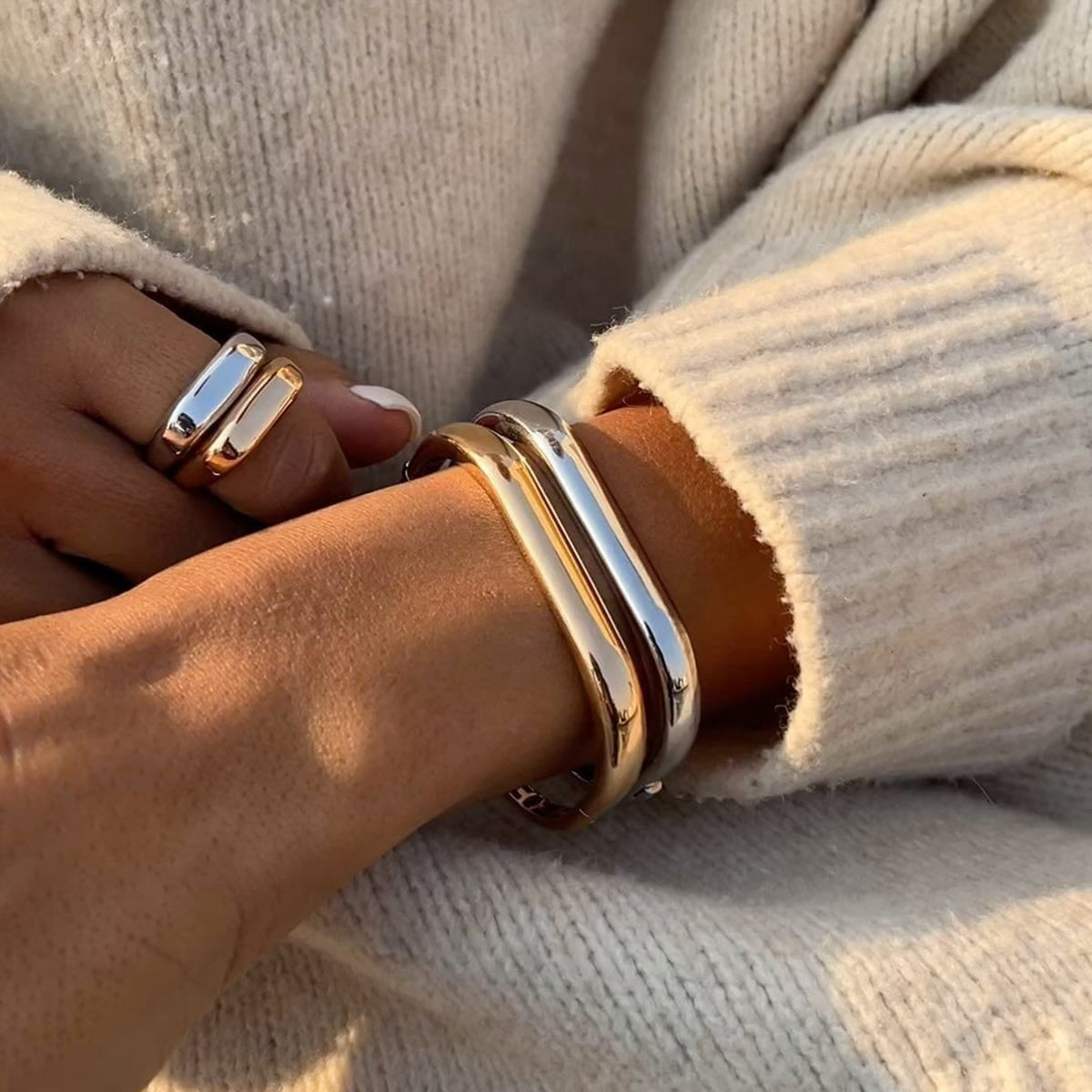Luna Bangle