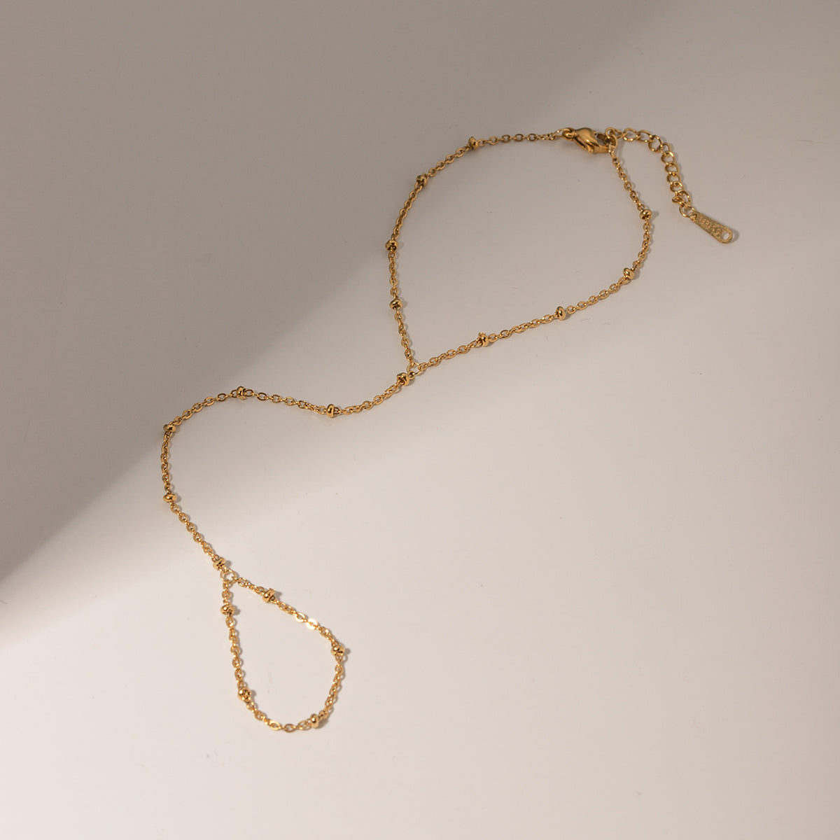 Ava Hand Chain