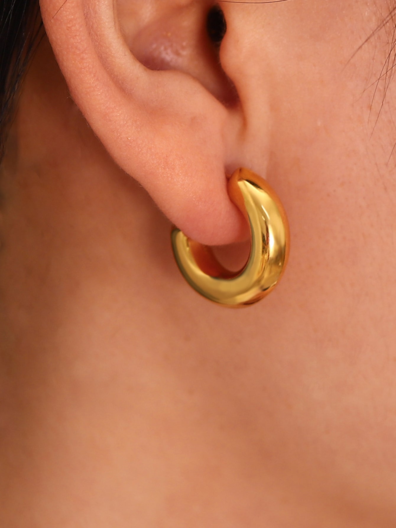 Sienna Hoops