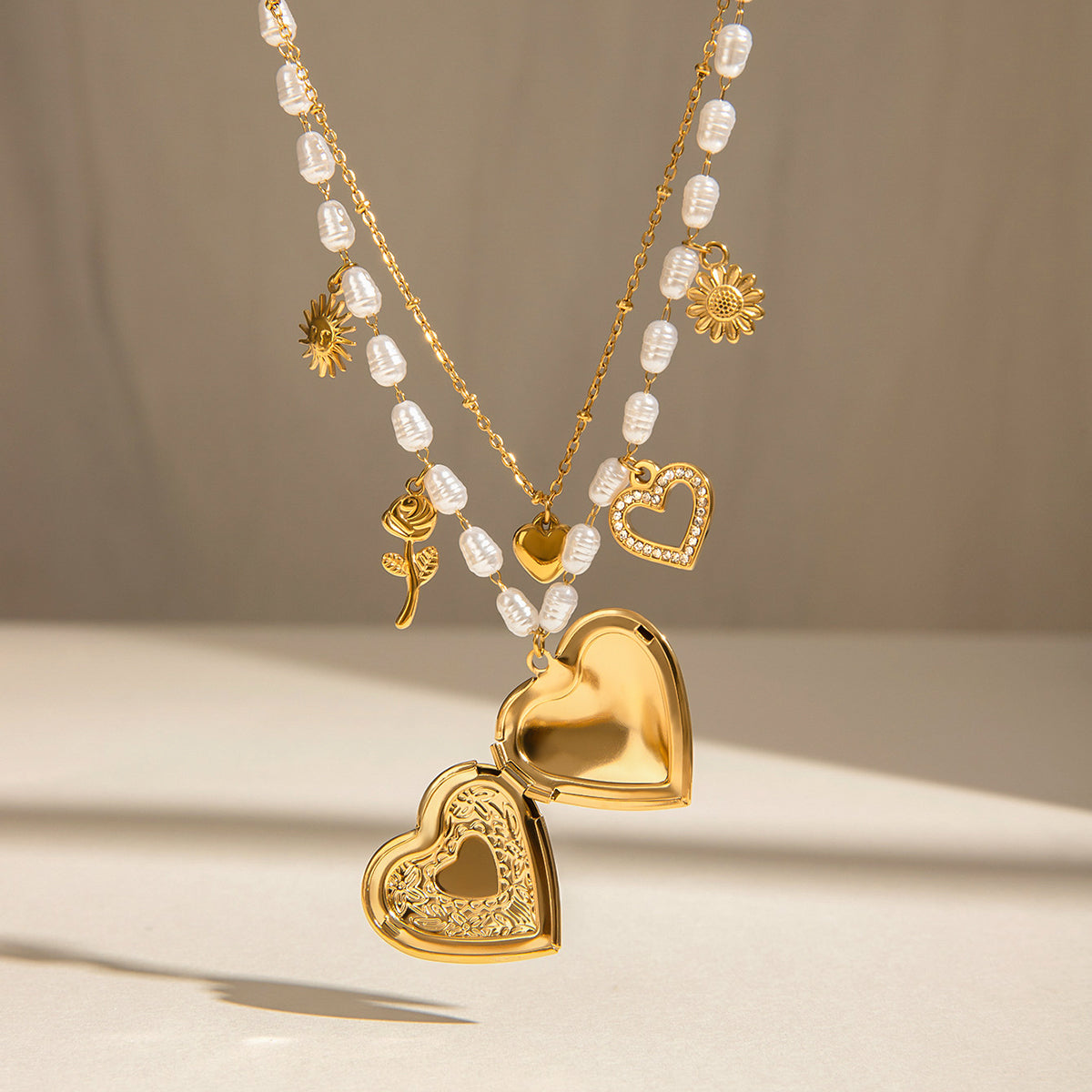 Amour Pearl Necklace