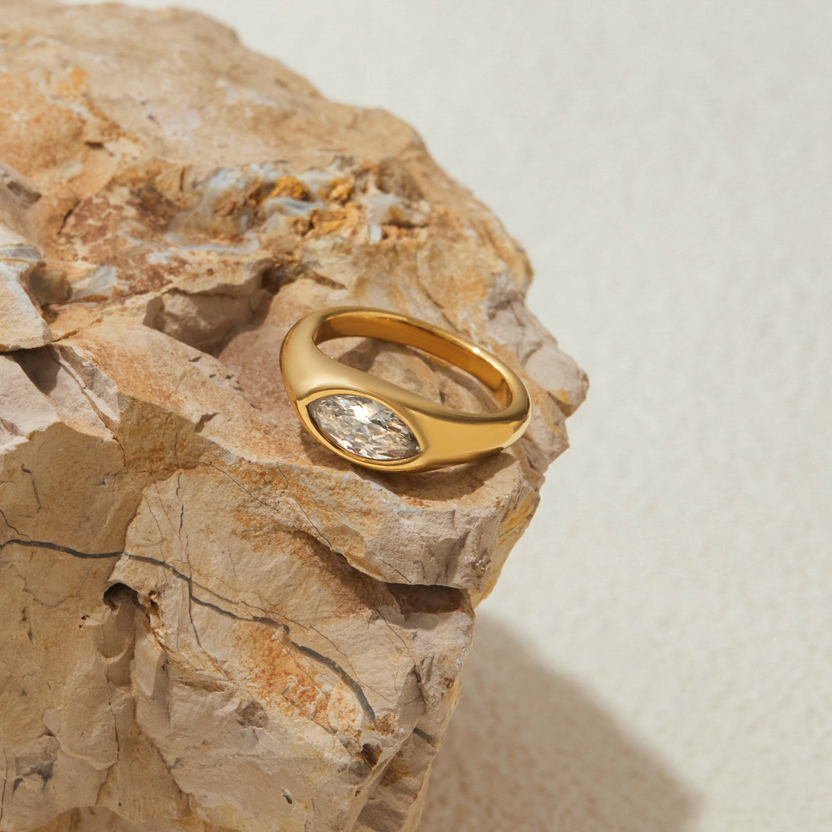 Vera Ring