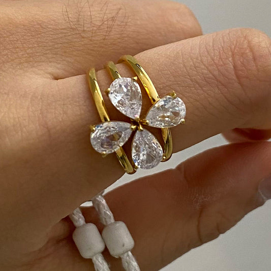 Fleur Rings (Set of 3)