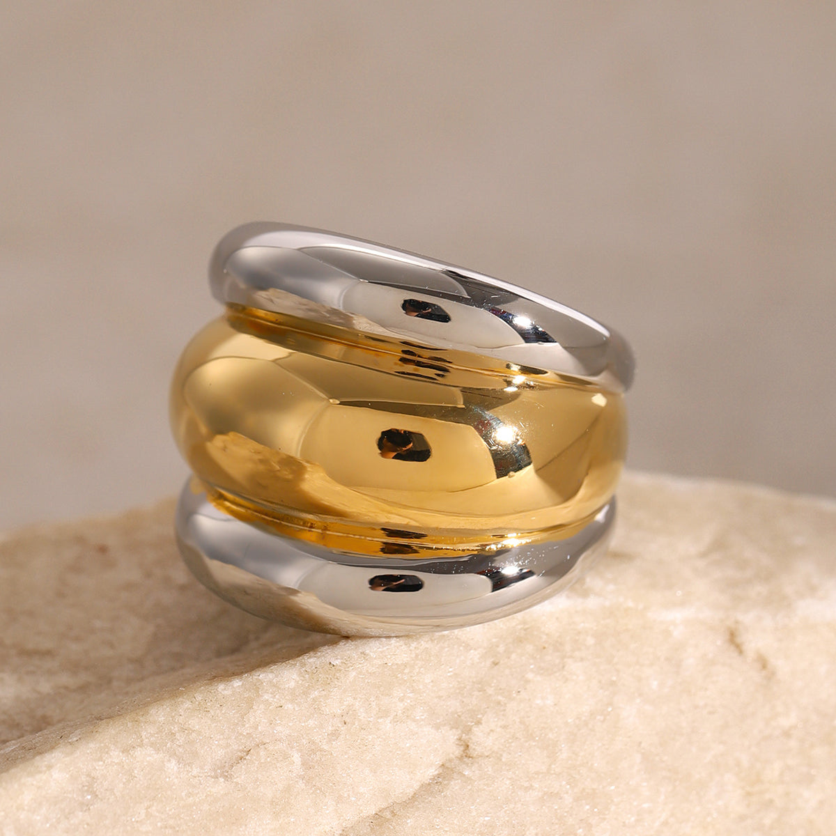 Strata Ring