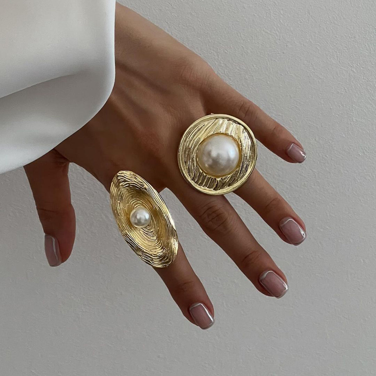 Poise Ring