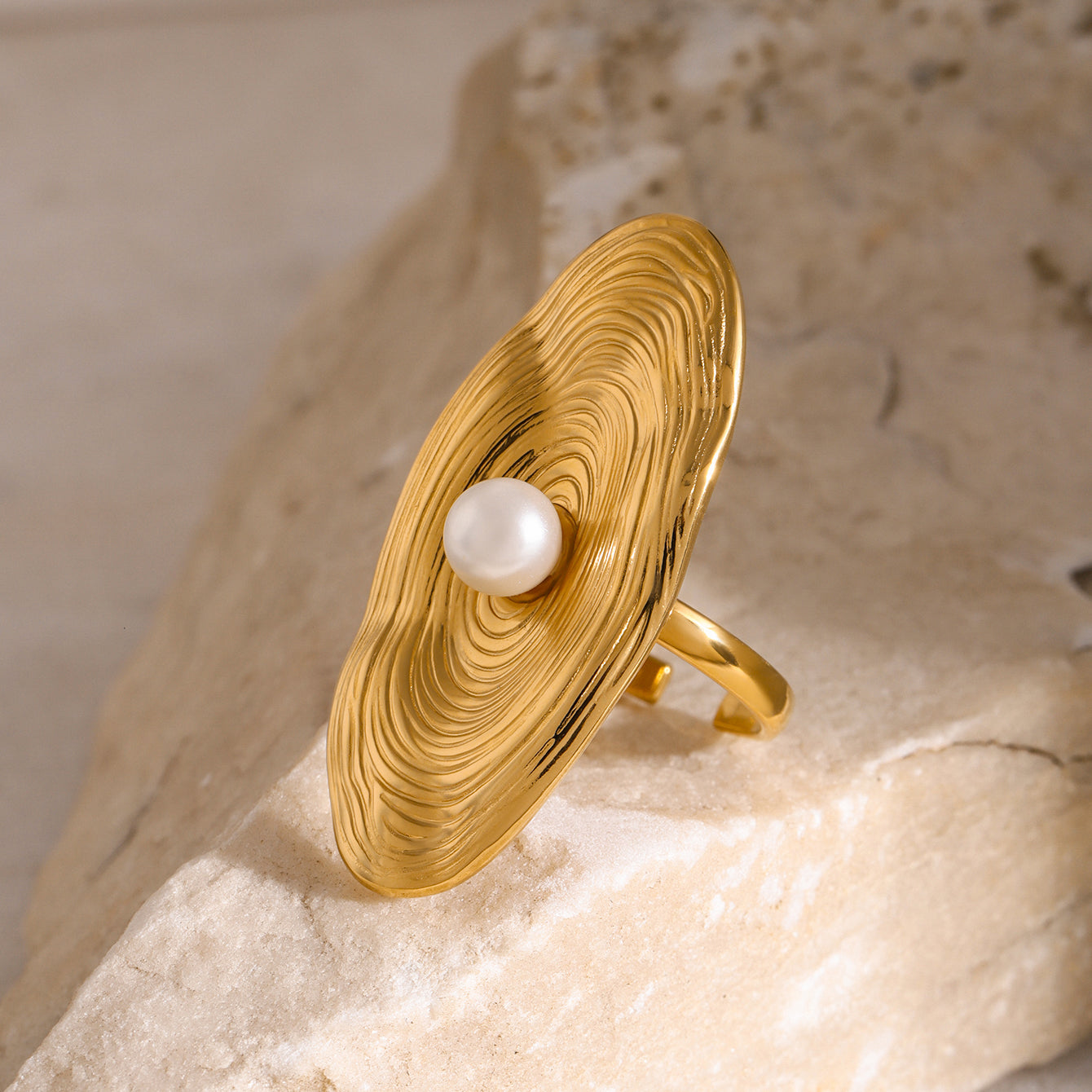 Poise Ring
