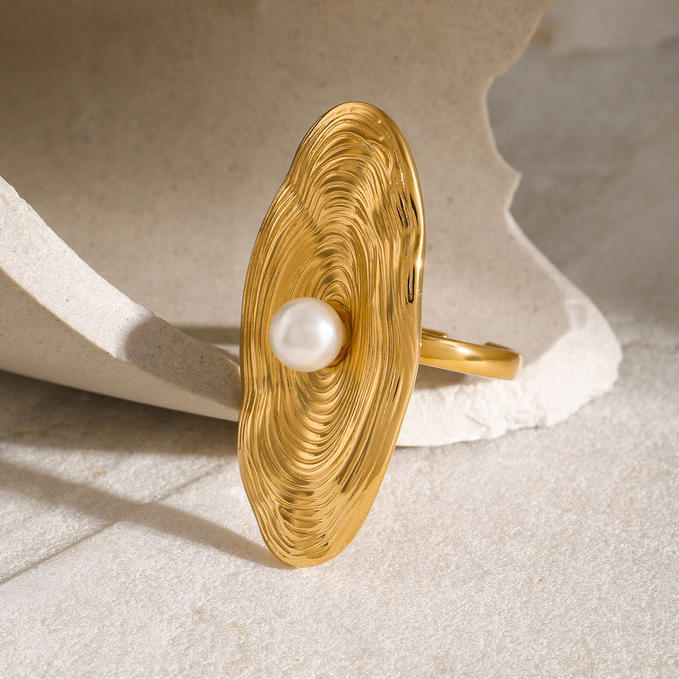 Poise Ring
